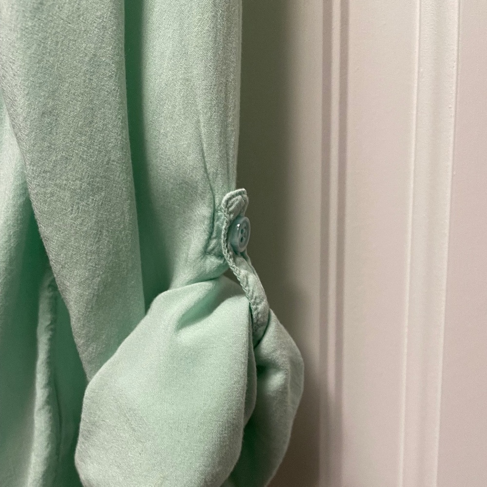 Splendid Light Green Button-Down Blouse Size Small - image 5